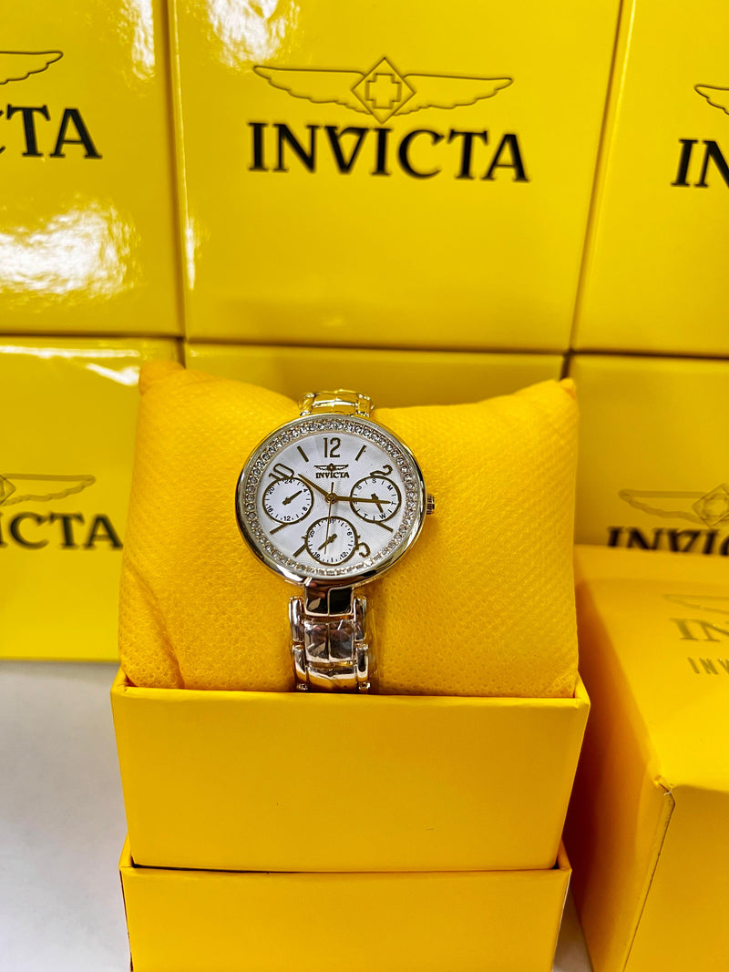 Reloj Estilo Invicta dama
